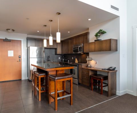 Mountain spirit kichen and dining 480x395