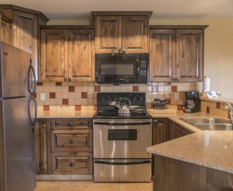 Northstar mountain village kitchen 480x395