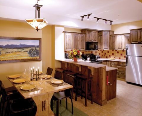 Northstar mountain village kitchen and dining area 480x395